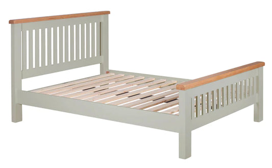 Furniture  -  Oak  -  4'6" Double Bed  -  Lucca